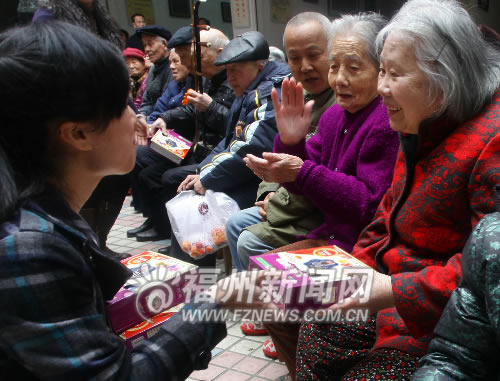 老人联欢迎“拗九”