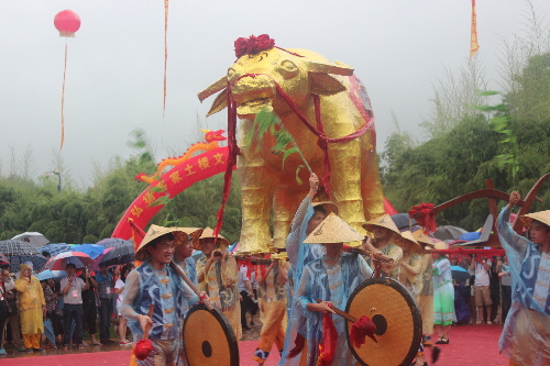 Cross-Straits Hakka Tourist Festival opens in Longyan