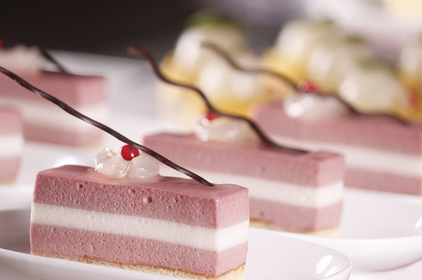 Fuzhou Shangri-La offers seasonal lychee afternoon tea