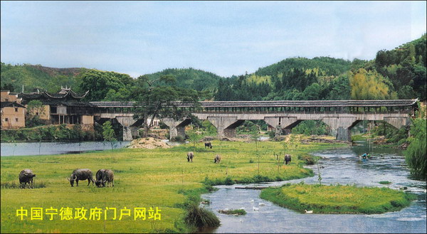 1,000-year-old roofed wooden arch bridge