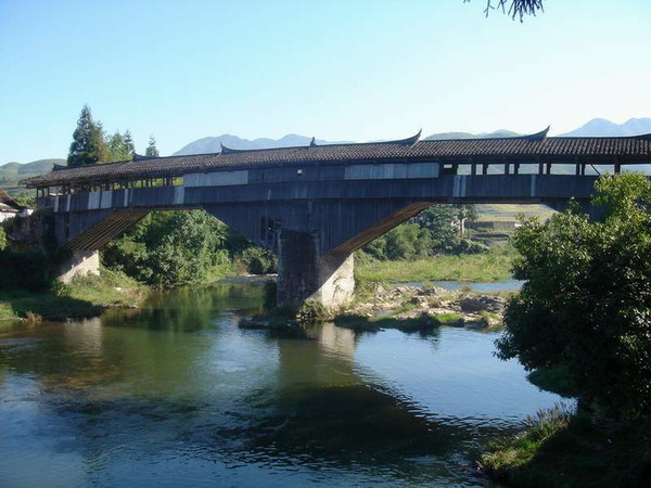 1,000-year-old roofed wooden arch bridge