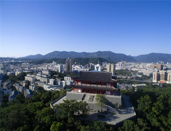 'Fuzhou Blue' pictures popular among netizens