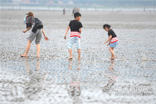 Travelers flock to Fujian during May Day holiday