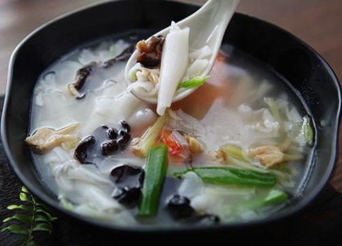 Rice Paste in Shrimp Soup(鼎边糊,Ding Bian Hu)