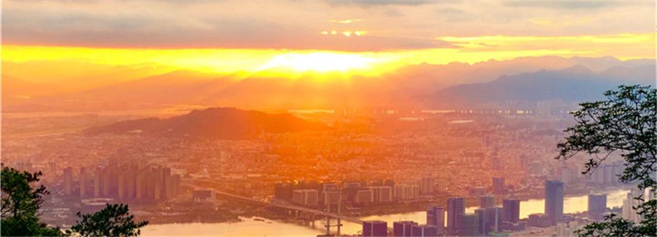Snapshots of magnificent sunset view in Fuzhou