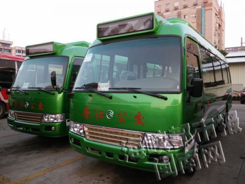 Electrical buses make their debuts in Jinjiang