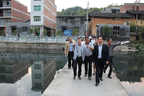 Fujian officials inspect Pingnan's village