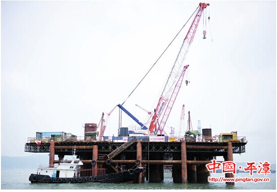 Construction of railroad bridge in full swing in Pingtan