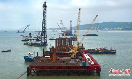 Pingtan accelerates construction of railway bridges