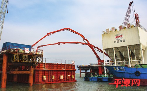 'Transformer' lends a hand in railway construction in Pingtan