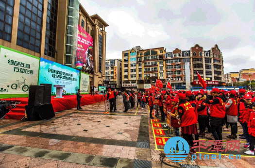 Army of volunteers clean up Pingtan's streets