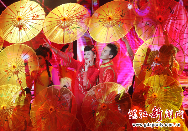 Lights up on Zhanjiang Spring Festival Gala