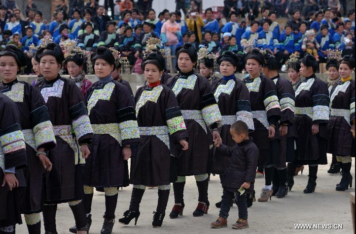 Dong ethnic group celebrate Spring Festival with singing and dancing