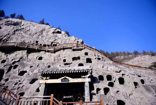 Majestic winter scenery at Longmen Grottoes