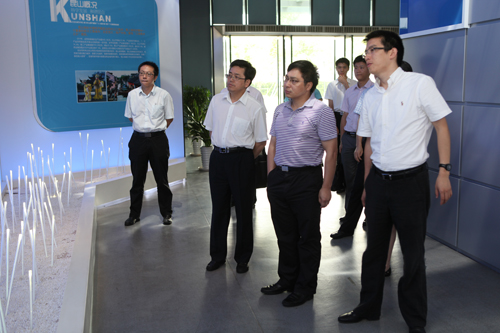 Taicang Port delegation visits Huaqiao