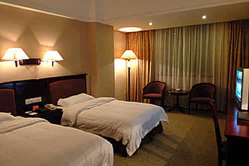 Pu Xiang Crown Hotel in Wuhan