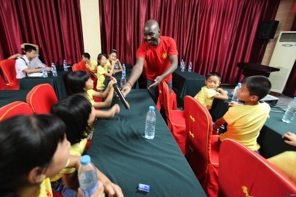 Wuhan hosts summer camp for children