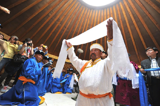 Sacrificial ceremony to Hasar Khan