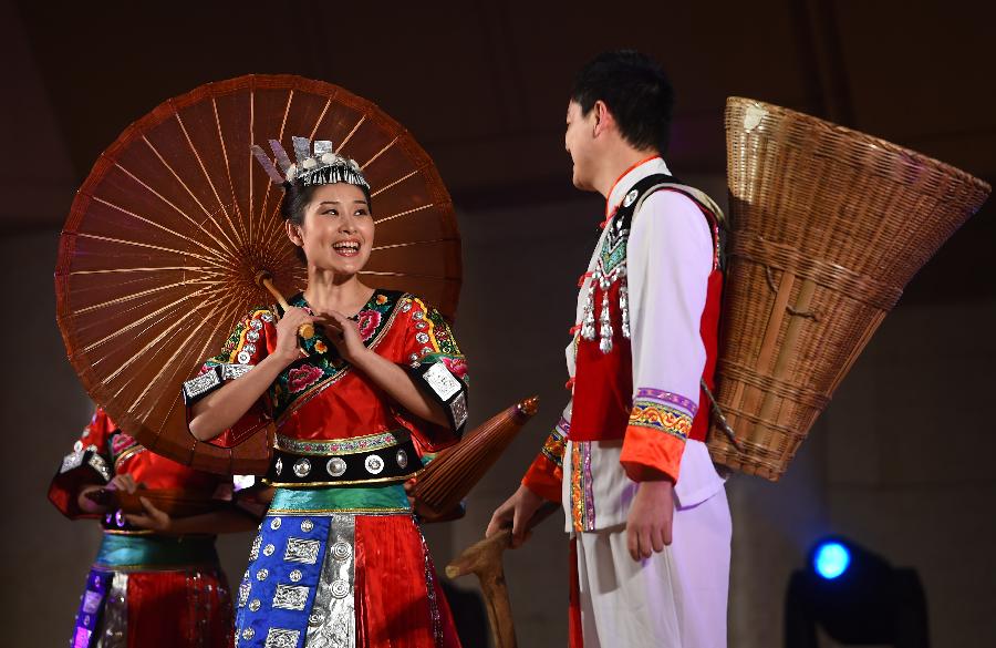 4th Chinese ethnic groups opera show opens in Beijing