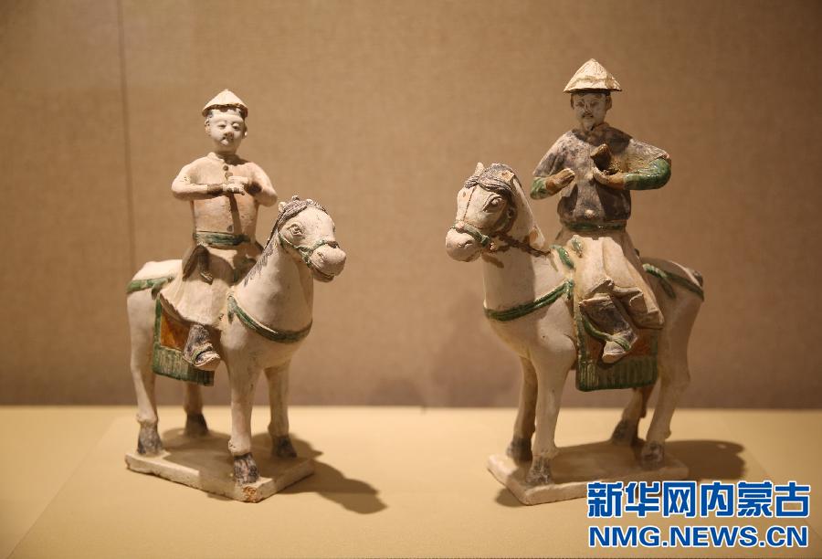 Mongolian ethnic antiquities on show in Xi’an