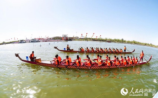 Bayannur hosts dragon boat racing