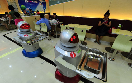 Kunshan opens robot-themed restaurant