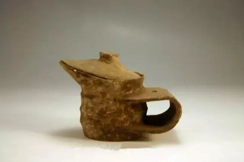 Antique tea wares showed in Taicang