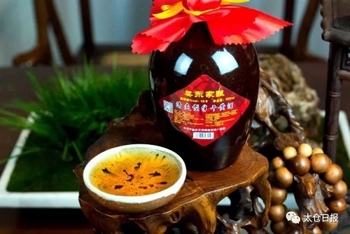 85s man inherits traditional yellow rice wine making