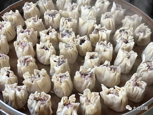 To reserve taste of old Huangjing for locals