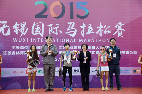 Chinese runners dominate Wuxi Intl Marathon championships