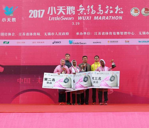 Chinese runners stand out at 2017 Wuxi Marathon