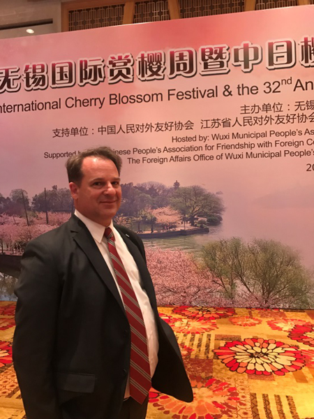 Foreign consul generals laud Wuxi's cherry blossom festival