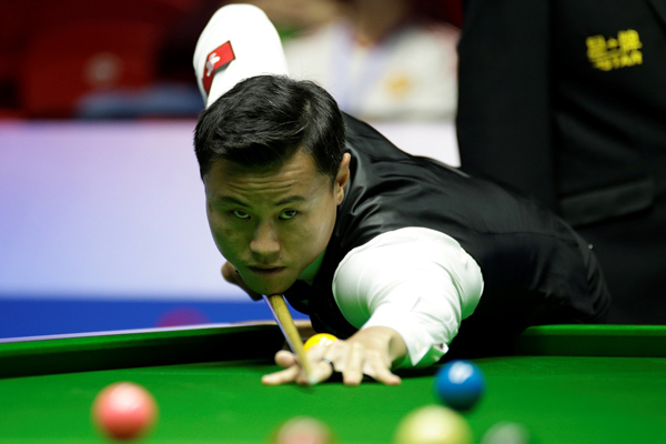 Hong Kong digs deep to make world snooker quarter finals
