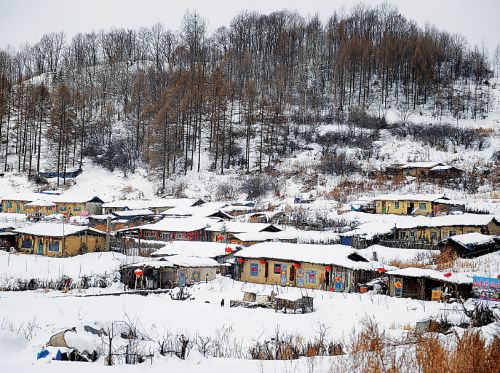 China's last Manchurian cabin village