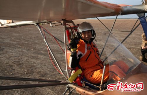 Man from Jilin pilots his own homemade aircraft