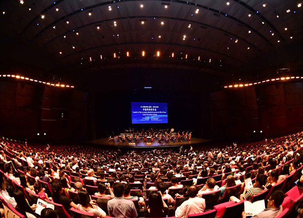 NE China music and arts pay a visit to Paris