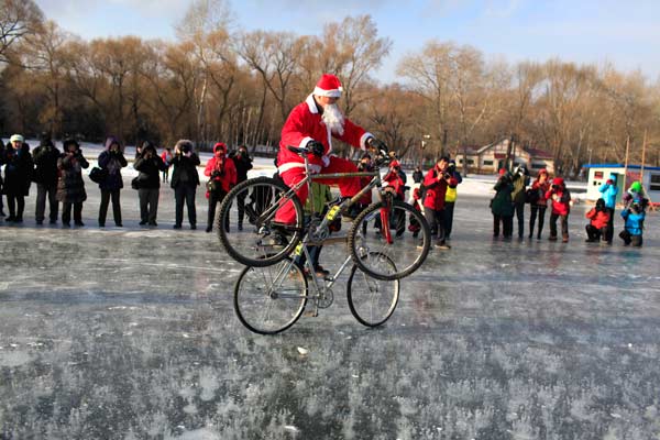 Man shows stunt on icy lake