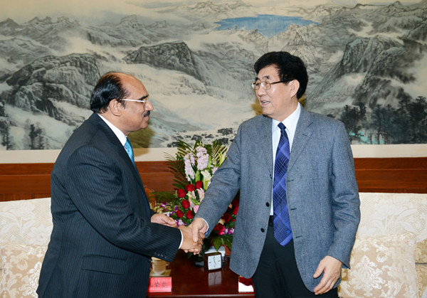 NE China Party secretary meets with Pakistani embassy official