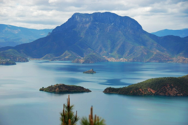 Lake of women kingdom