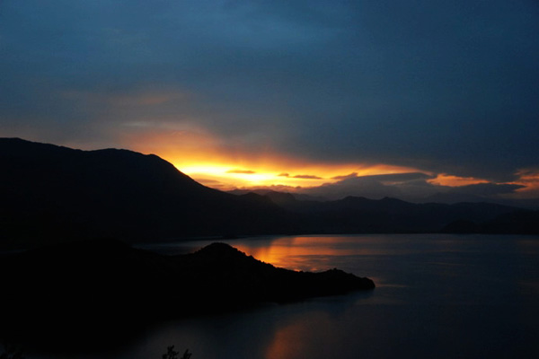 Lake of women kingdom