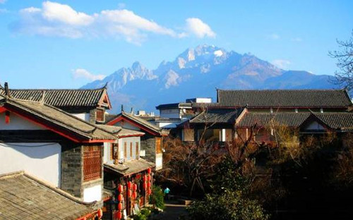 Visitors peak in Lijiang over National holiday