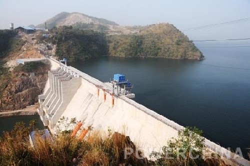 Ghana president at Bui hydro-station opening