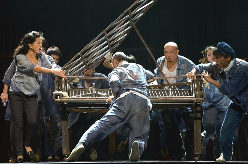 Opera <EM>The Piano in a Factory</EM> takes stage in Qingdao