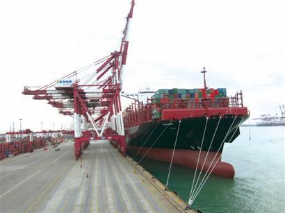 Qingdao port welcomes one of the largest Arabic container vessels