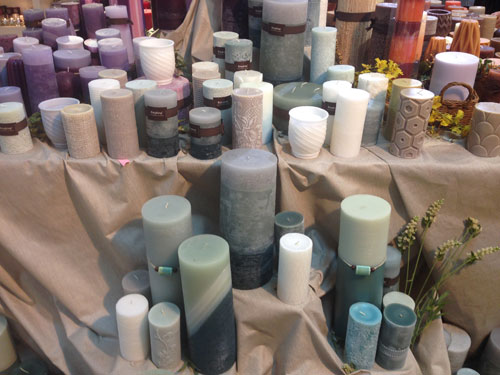 Qingdao candle maker thrives in global market