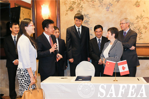 China’s foreign experts office signs MoU with Canadian agriculture organization