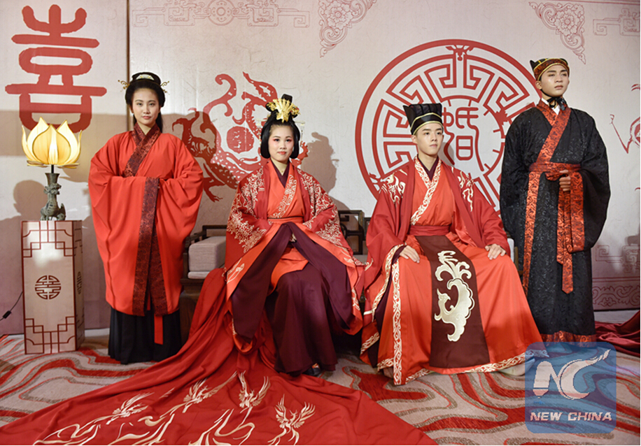 A red tradition: How Chinese wedding dresses evolve?