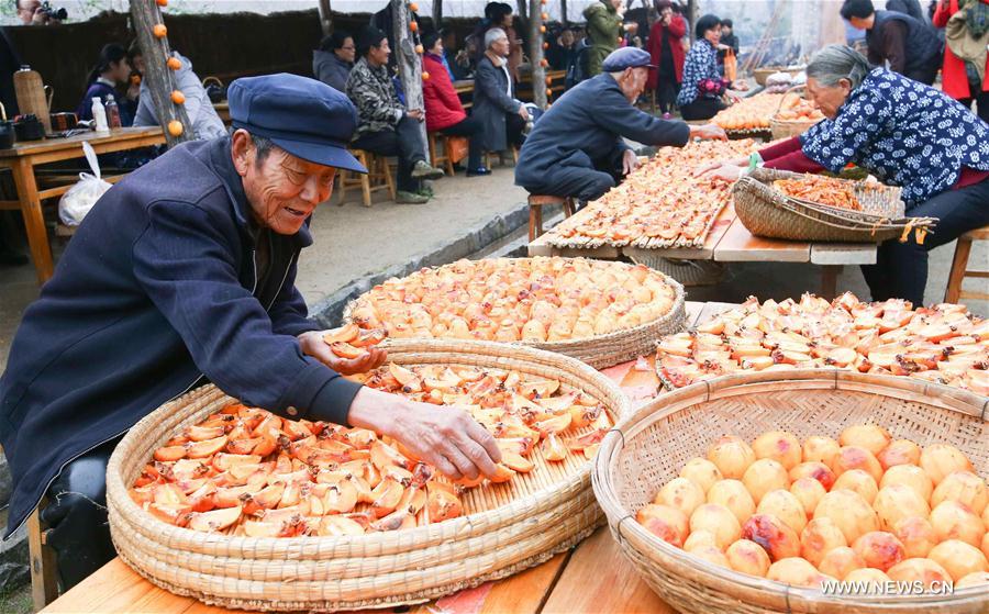 Persimmon cultural festival held in E China