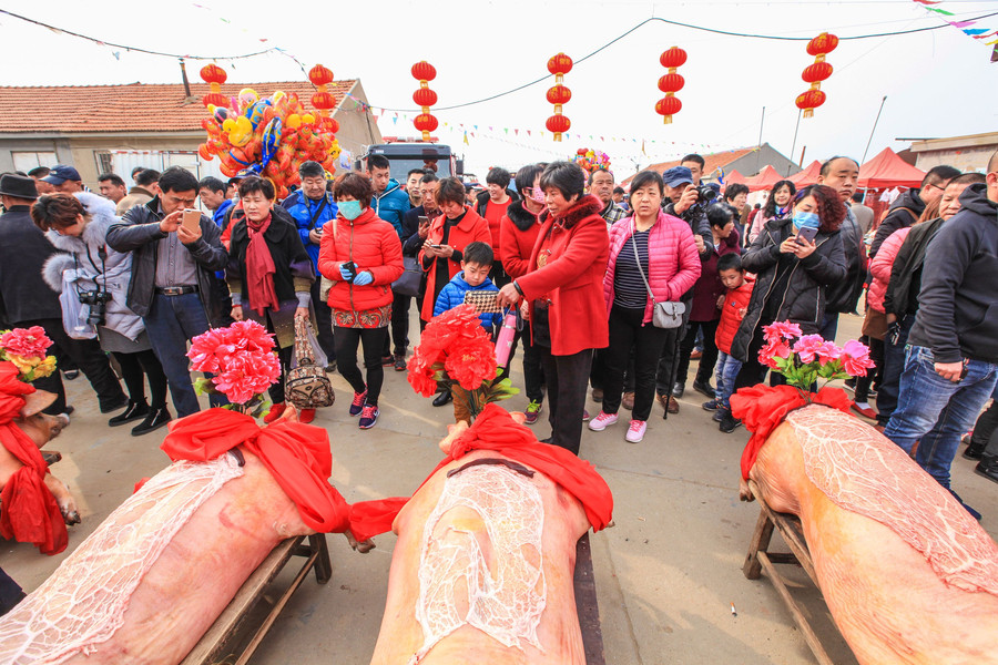Fishermen mark sea ritual in E China's Shandong