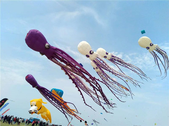 Kite festival opens in Weifang